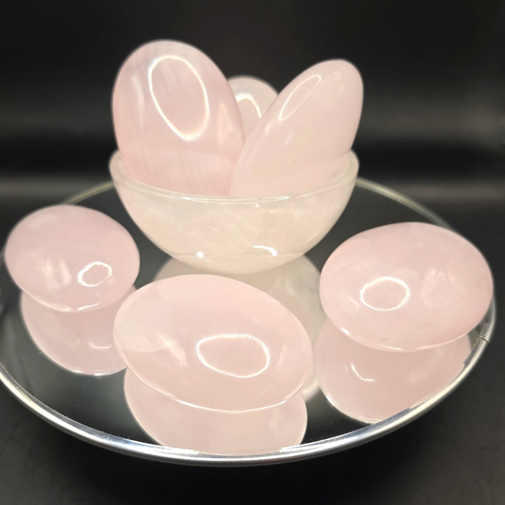 Mangano Calcite Palm Stone